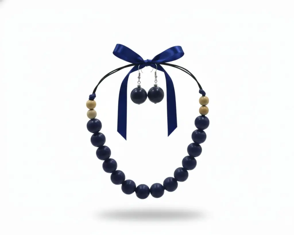 Juego collar y aretes de madera azul