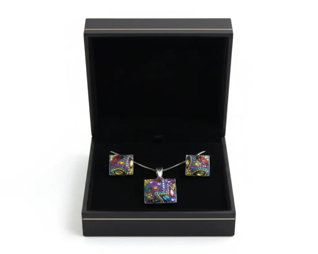 JUEGO DE DIJE Y ARETES