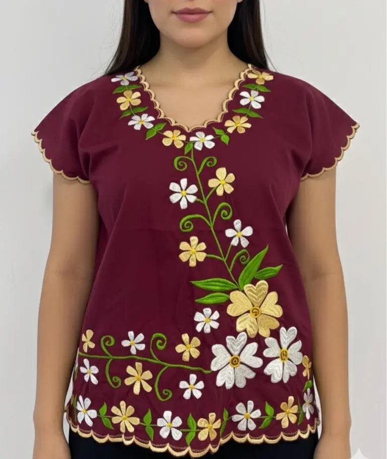Blusa vino bordado flores doradas y hojas verdes