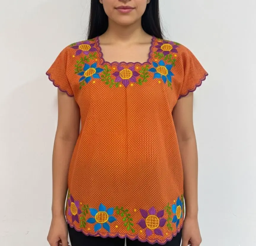 Blusa naranja puntos blancos bordes verdes