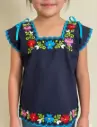 Blusa de niña azul marina con bordes azul y flores moradas, beige y azul