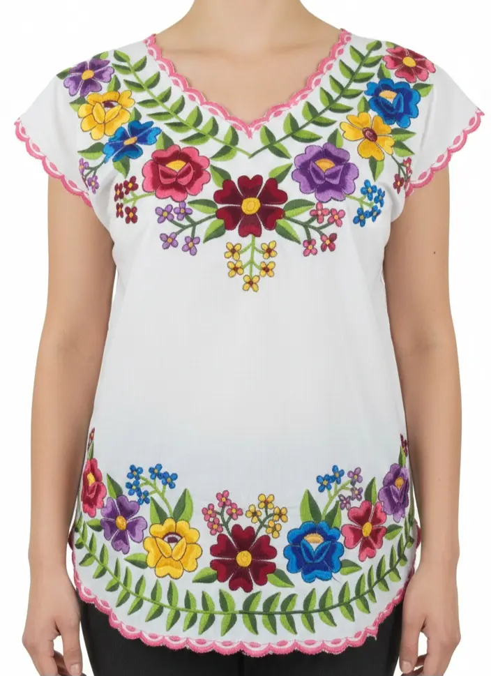 Blusa blanca con bordado de flores con bordes rosas
