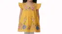 Vestido infantil color amarillo con flores rosas, moradas y azules