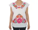 Blusa blanco con flores bordado rosado