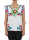 Blusa blanca con bordado de flores y bordes rojos