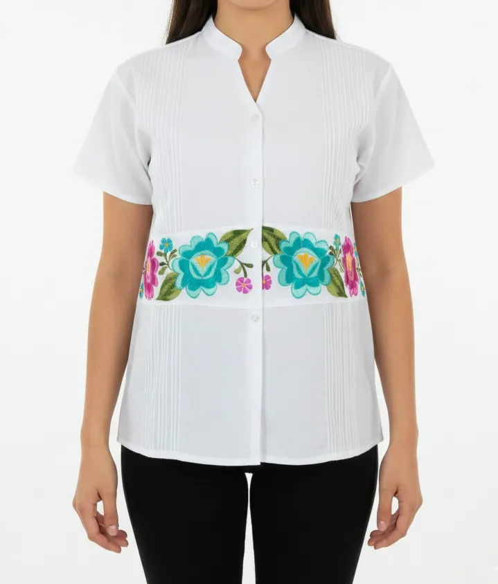 Blusa blanca flores bordadas en cintura