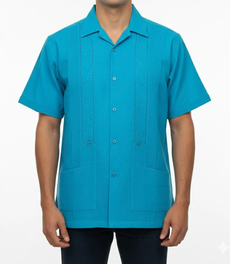 [GUA-OUTLET-M8] Guayabera azul claro con bordados azules