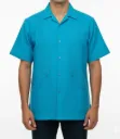Guayabera azul claro con bordados azules